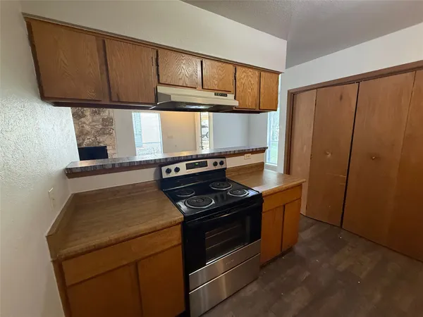 $1,295 | 7601 St Amant Place, Unit A, Austin, TX 78749
