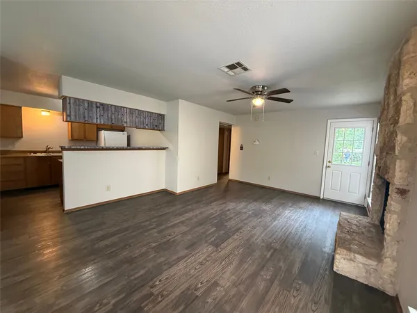 $1,295 | 7601 St Amant Place, Unit A, Austin, TX 78749