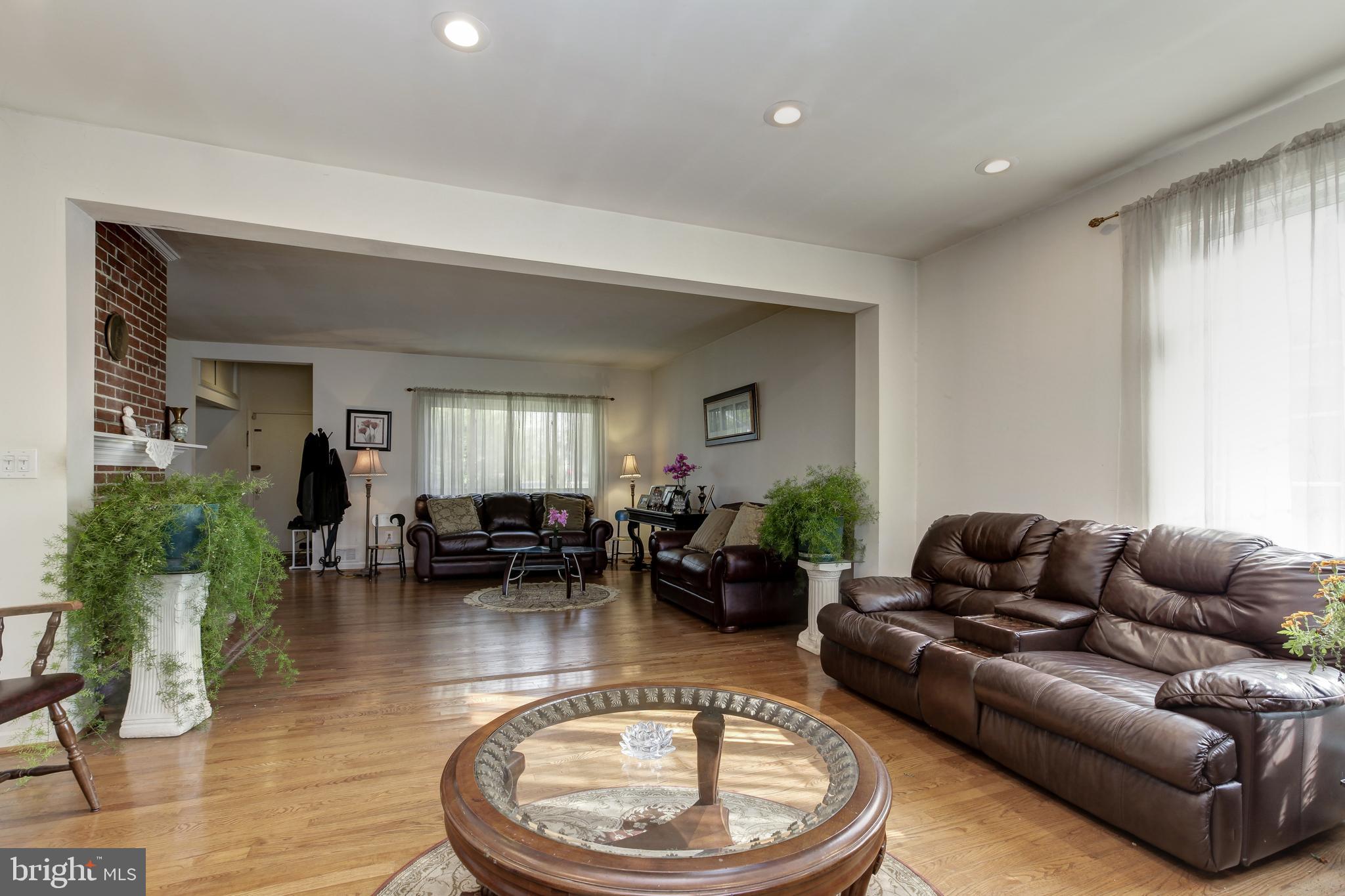 11306 Veirs Mill Road Silver Spring, MD 20902 - Photo 11 of 38 Gallery Image 11