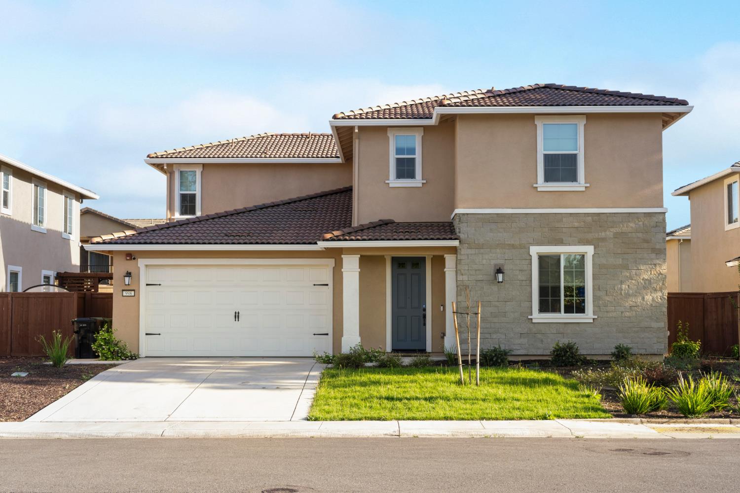 998 Fullerton Ranch Road Lincoln, CA 95648 - Photo 2 of 44 Front of Home