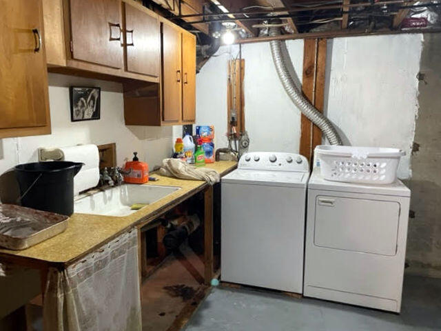 941 Riverside Drive Augusta, ME 04330 - Photo 22 of 35 Laundry