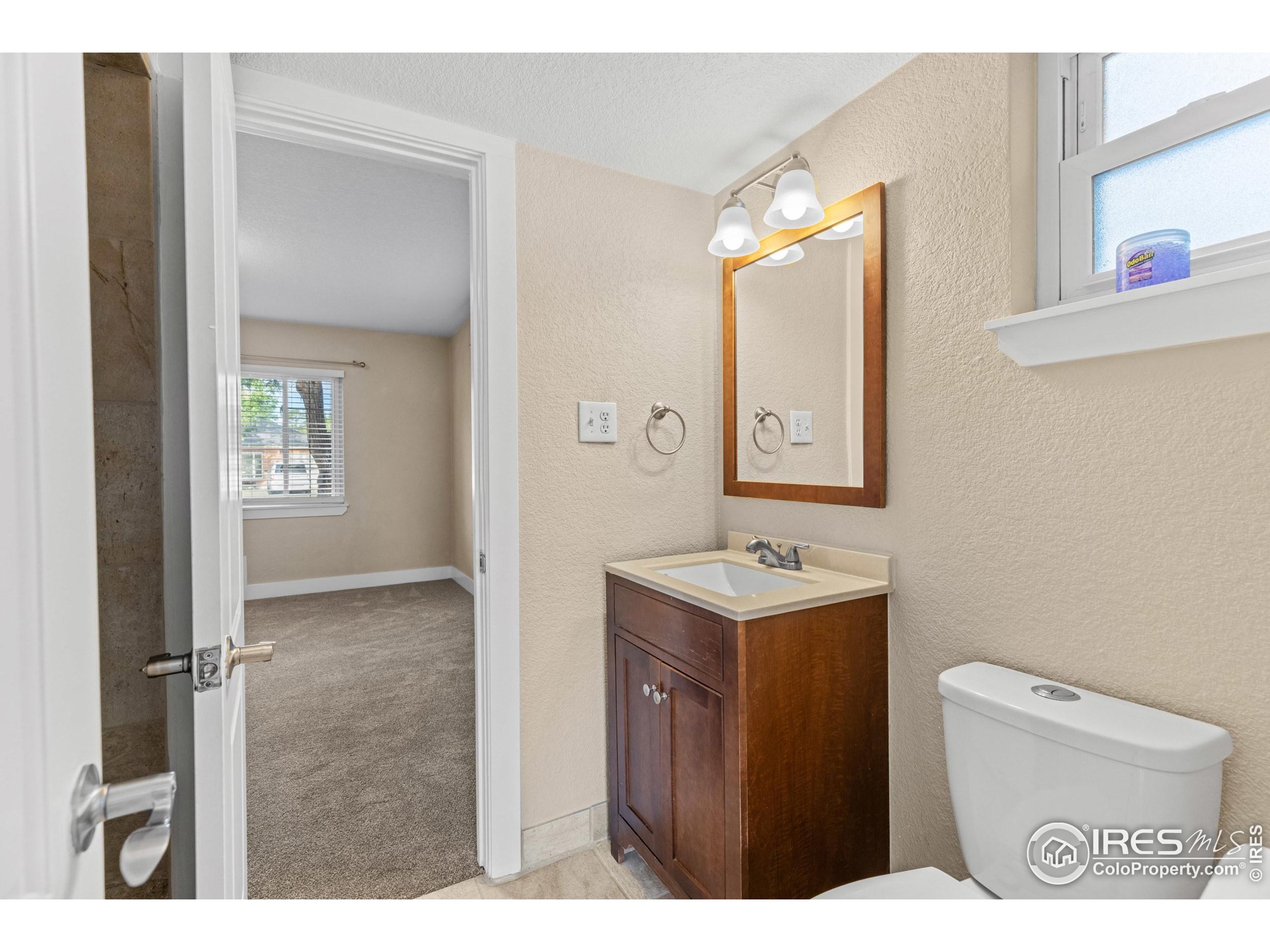 1170 Racine Street Aurora, CO 80011 - Photo 25 of 44