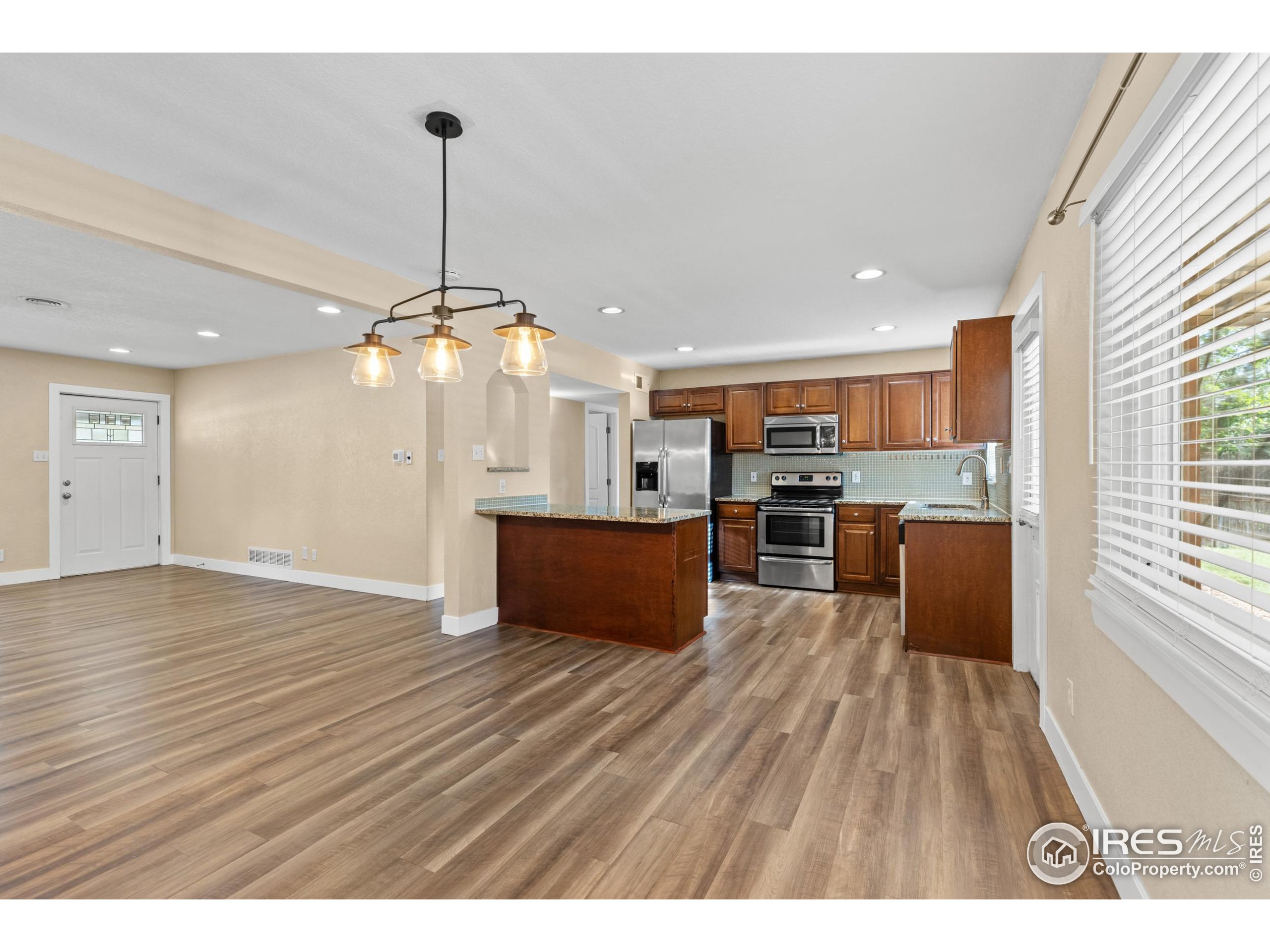 1170 Racine Street Aurora, CO 80011 - Photo 29 of 44