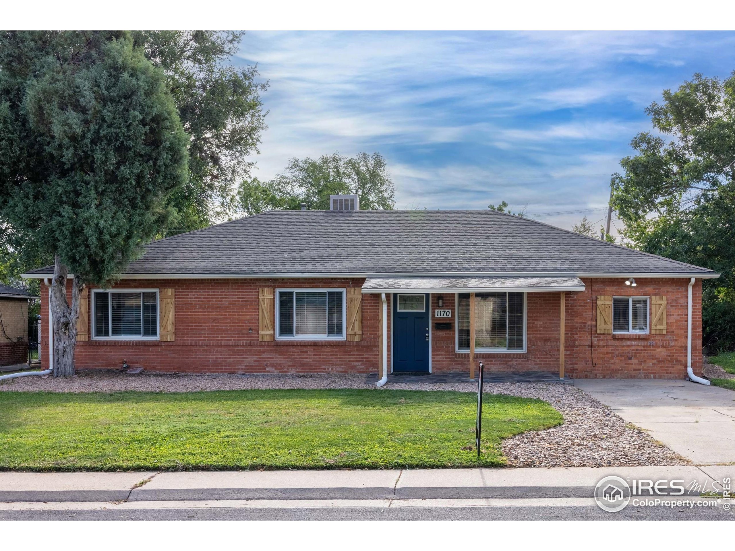 1170 Racine Street Aurora, CO 80011 - Photo 34 of 44