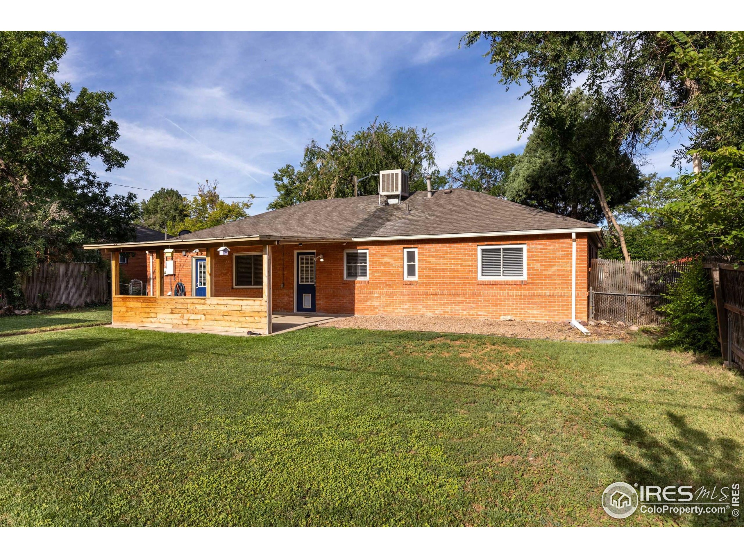 1170 Racine Street Aurora, CO 80011 - Photo 37 of 44