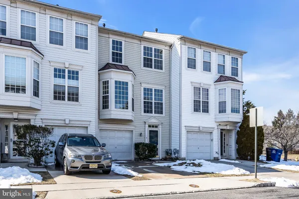 $429,900 | 4 Weatherly Road, Delran, NJ 08075