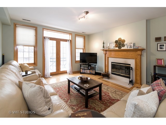 4530 North Magnolia Avenue, Unit 2S Chicago, IL 60640 - Photo 2 of 10