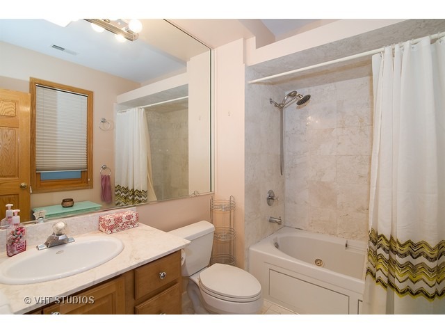 4530 North Magnolia Avenue, Unit 2S Chicago, IL 60640 - Photo 9 of 10