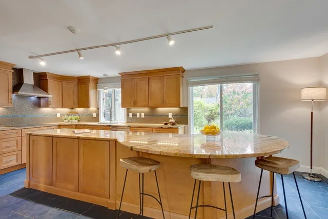 $799,000 | 134 Chestnut Circle, Unit 134, Lincoln, MA 01773