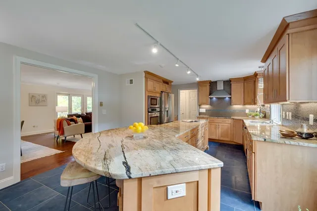 $799,000 | 134 Chestnut Circle, Unit 134, Lincoln, MA 01773