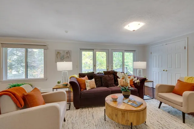 $799,000 | 134 Chestnut Circle, Unit 134, Lincoln, MA 01773