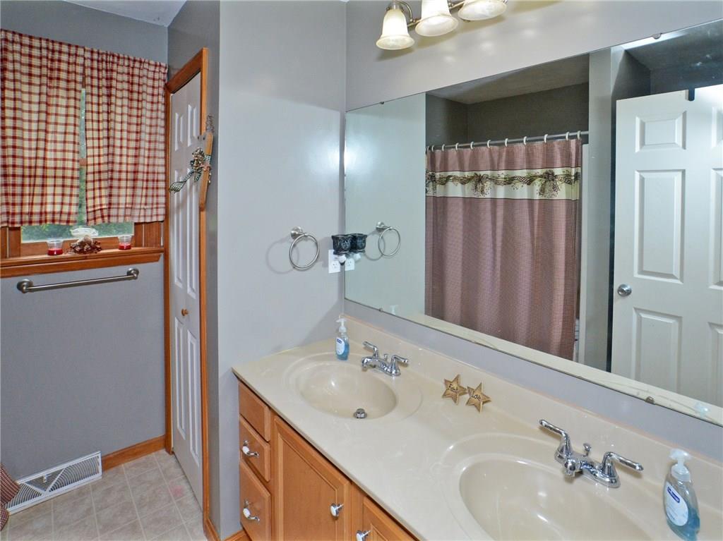 115 Rustic Ridge Drive Pittsburgh, PA 15239 - Photo 16 of 24 Gallery Image 16