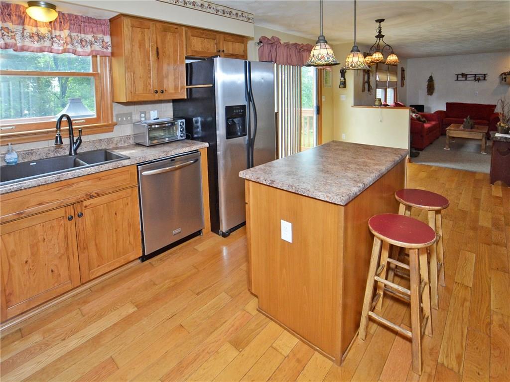 115 Rustic Ridge Drive Pittsburgh, PA 15239 - Photo 3 of 24 Gallery Image 3