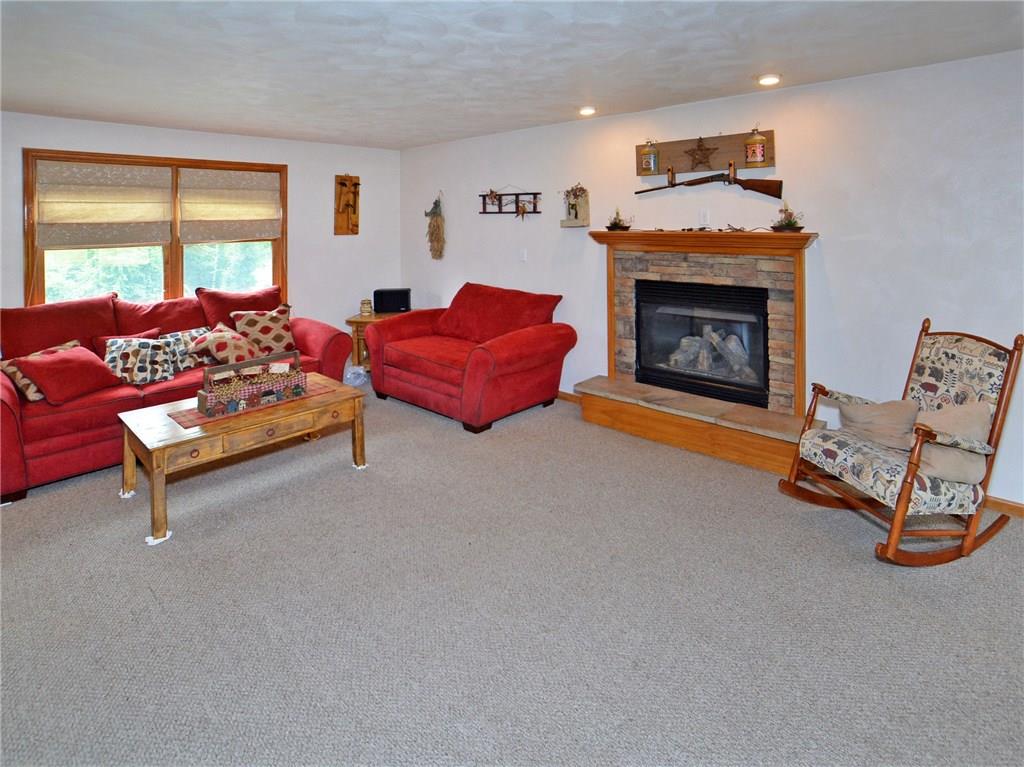 115 Rustic Ridge Drive Pittsburgh, PA 15239 - Photo 6 of 24 Gallery Image 6