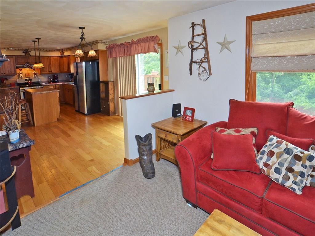 115 Rustic Ridge Drive Pittsburgh, PA 15239 - Photo 9 of 24 Gallery Image 9