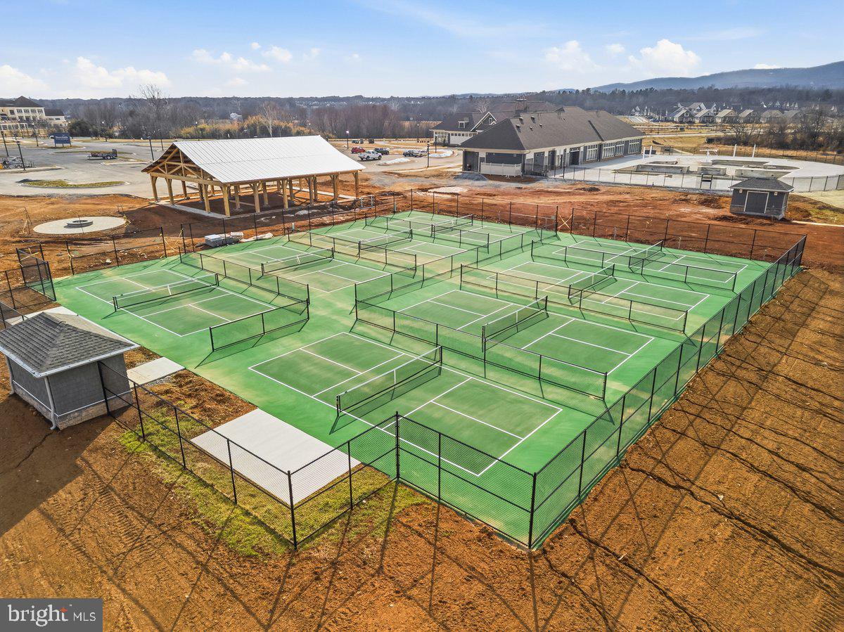 340 Shortleaf Circle Frederick, MD 21702 - Photo 15 of 24