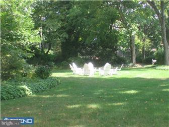 401 Thayer Road Swarthmore, PA 19081 - Photo 2 of 12 Exterior Side