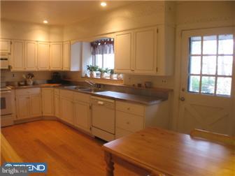 401 Thayer Road Swarthmore, PA 19081 - Photo 9 of 12 Kitchen