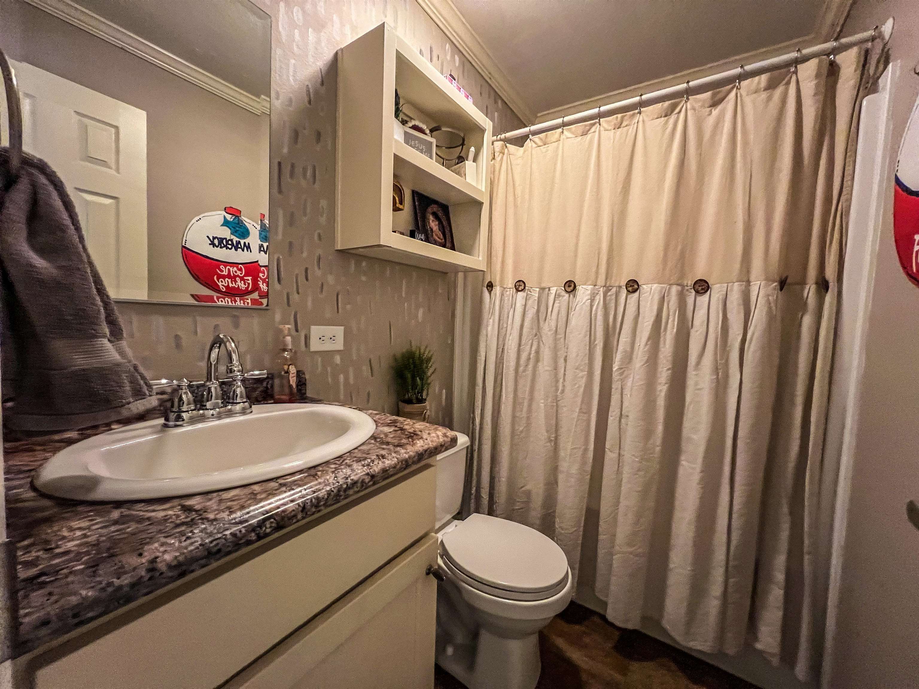 9492 Brighton Avenue Elberta, AL 36530 - Photo 15 of 38 Bathroom