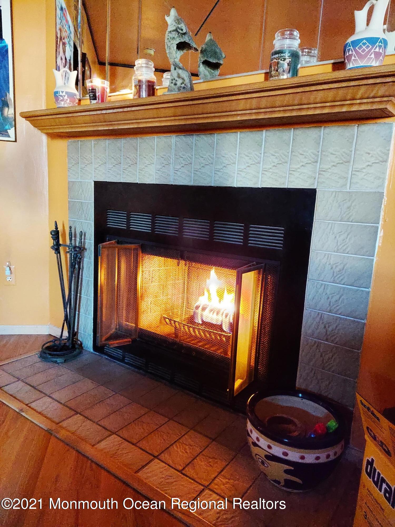 79 Creek Road, Unit 442 Brick, NJ 08724 - Photo 4 of 20 20210107_140117 (1)