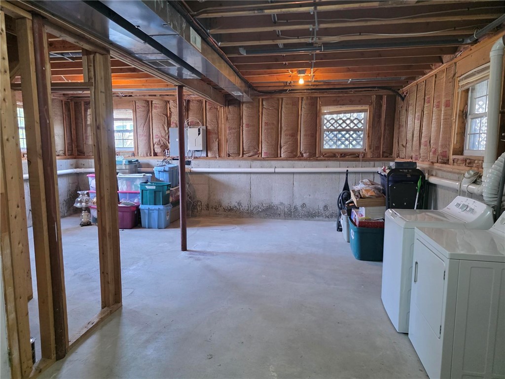 12 Butterfly Drive Westerly, RI 02891 - Photo 22 of 25