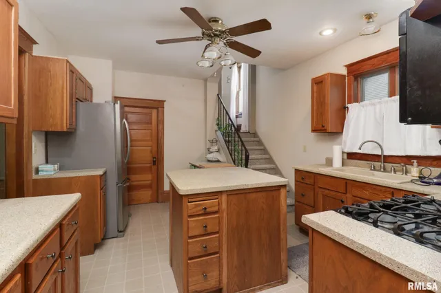 $185,000 | 412 Elm Street, Delavan, IL 61734