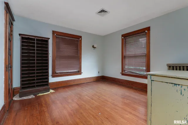 $185,000 | 412 Elm Street, Delavan, IL 61734