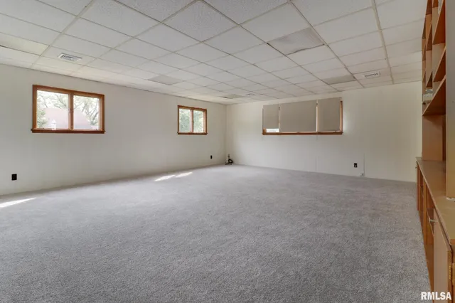 $185,000 | 412 Elm Street, Delavan, IL 61734