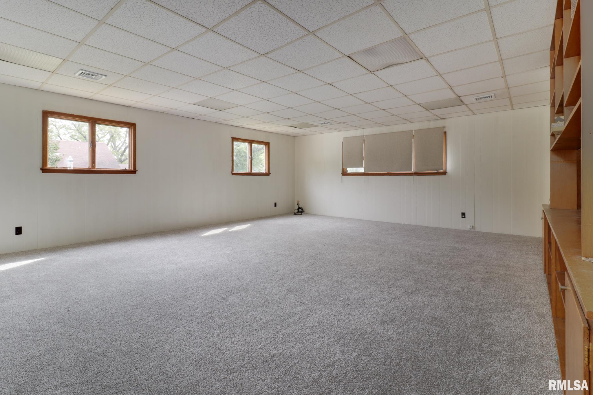 412 Elm Street Delavan, IL 61734 - Photo 25 of 33