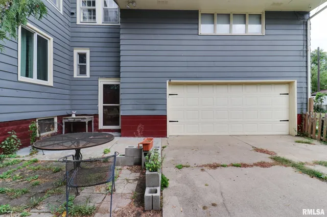 $185,000 | 412 Elm Street, Delavan, IL 61734