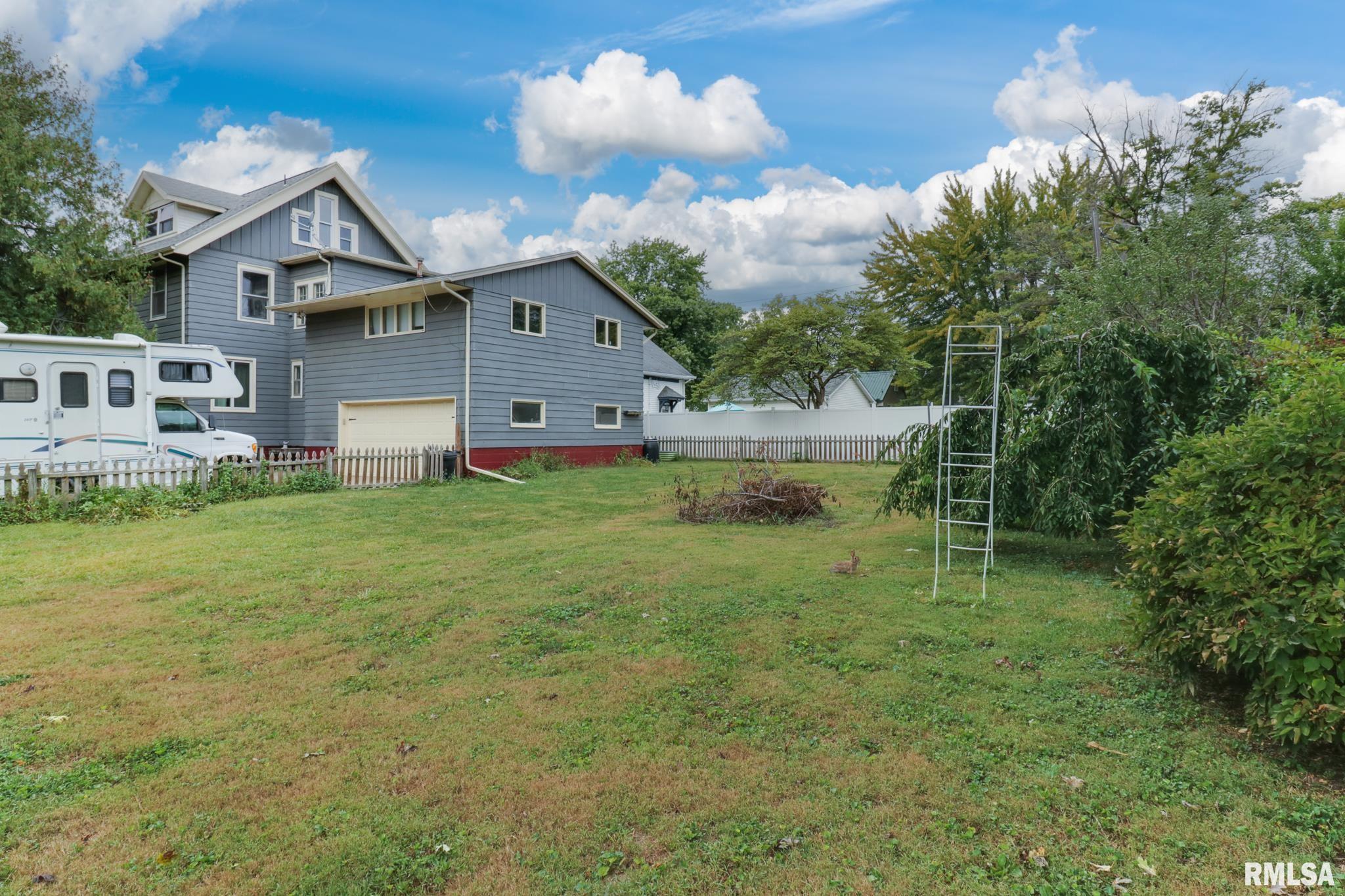 412 Elm Street Delavan, IL 61734 - Photo 29 of 33