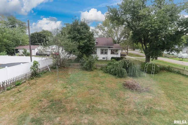 $185,000 | 412 Elm Street, Delavan, IL 61734