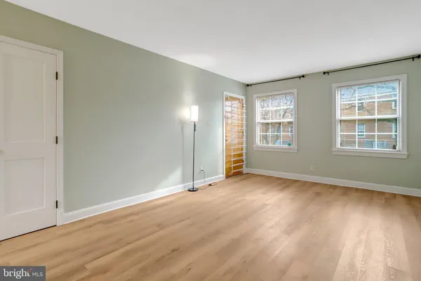 $2,450 | 2405 Arlington Boulevard, Unit 76, Arlington, VA 22201