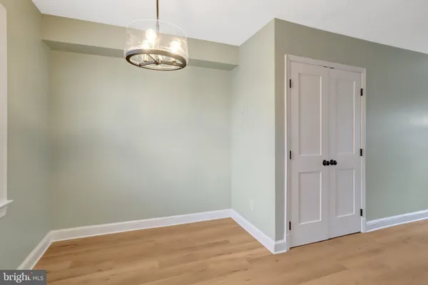 $2,450 | 2405 Arlington Boulevard, Unit 76, Arlington, VA 22201