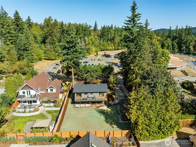 a view of a lot of trees and houses