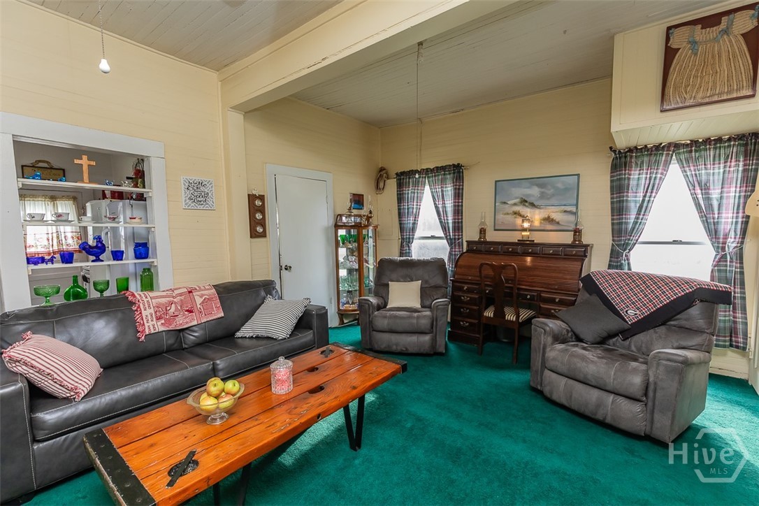 225 Oconee Avenue Meldrim, GA 31318 - Photo 8 of 42