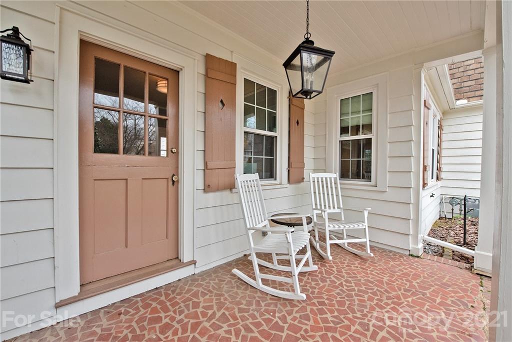 2227 Sharon Road Charlotte, NC 28207 - Photo 2 of 27 Gallery Image 2
