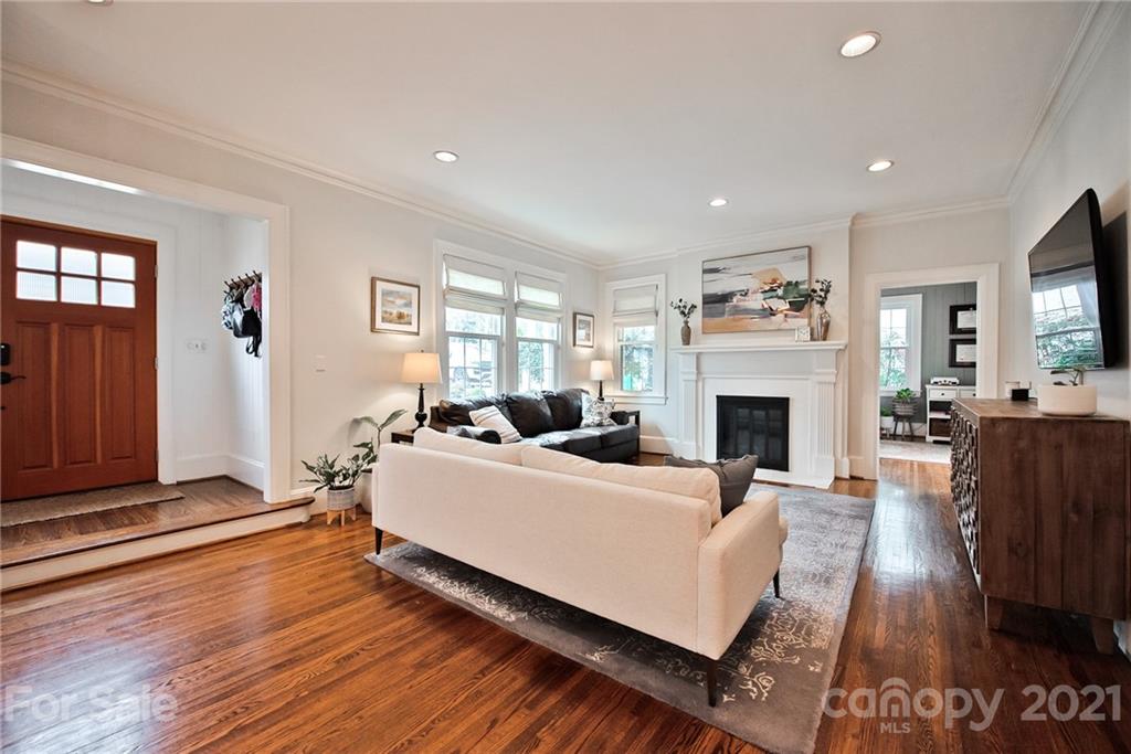 2227 Sharon Road Charlotte, NC 28207 - Photo 6 of 27 Gallery Image 6