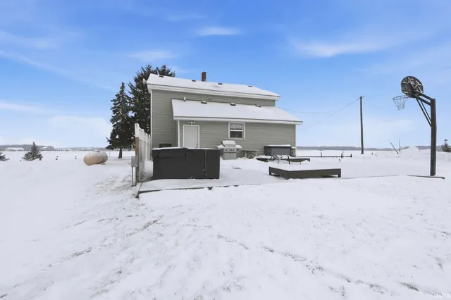 $409,000 | 22108 Highway 37, Harlan, IN 46743