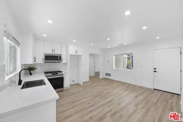 $1,975,000 | 4723 Albury Avenue, Lakewood, CA 90713