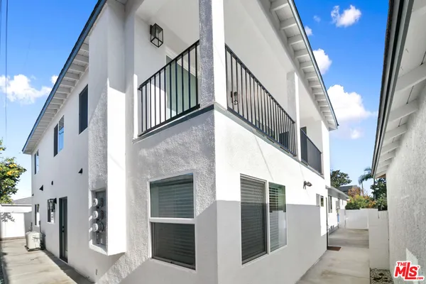 $1,975,000 | 4723 Albury Avenue, Lakewood, CA 90713
