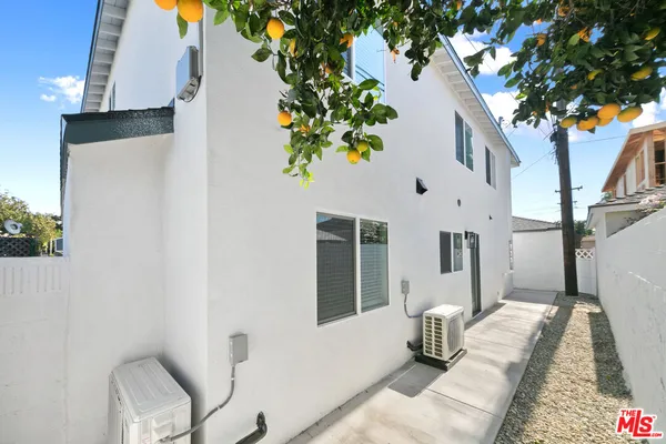 $1,975,000 | 4723 Albury Avenue, Lakewood, CA 90713