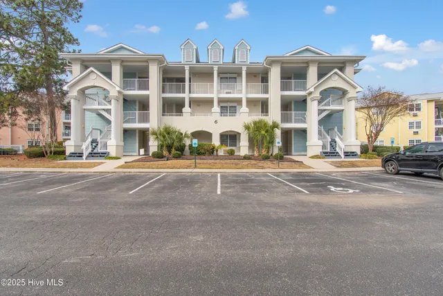 $219,000 | 330 South Middleton Drive Northwest, Unit 607, Calabash, NC 28467