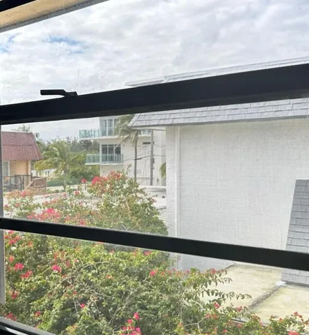 $1,595 | 347 Elm Street, Hollywood, FL 33019