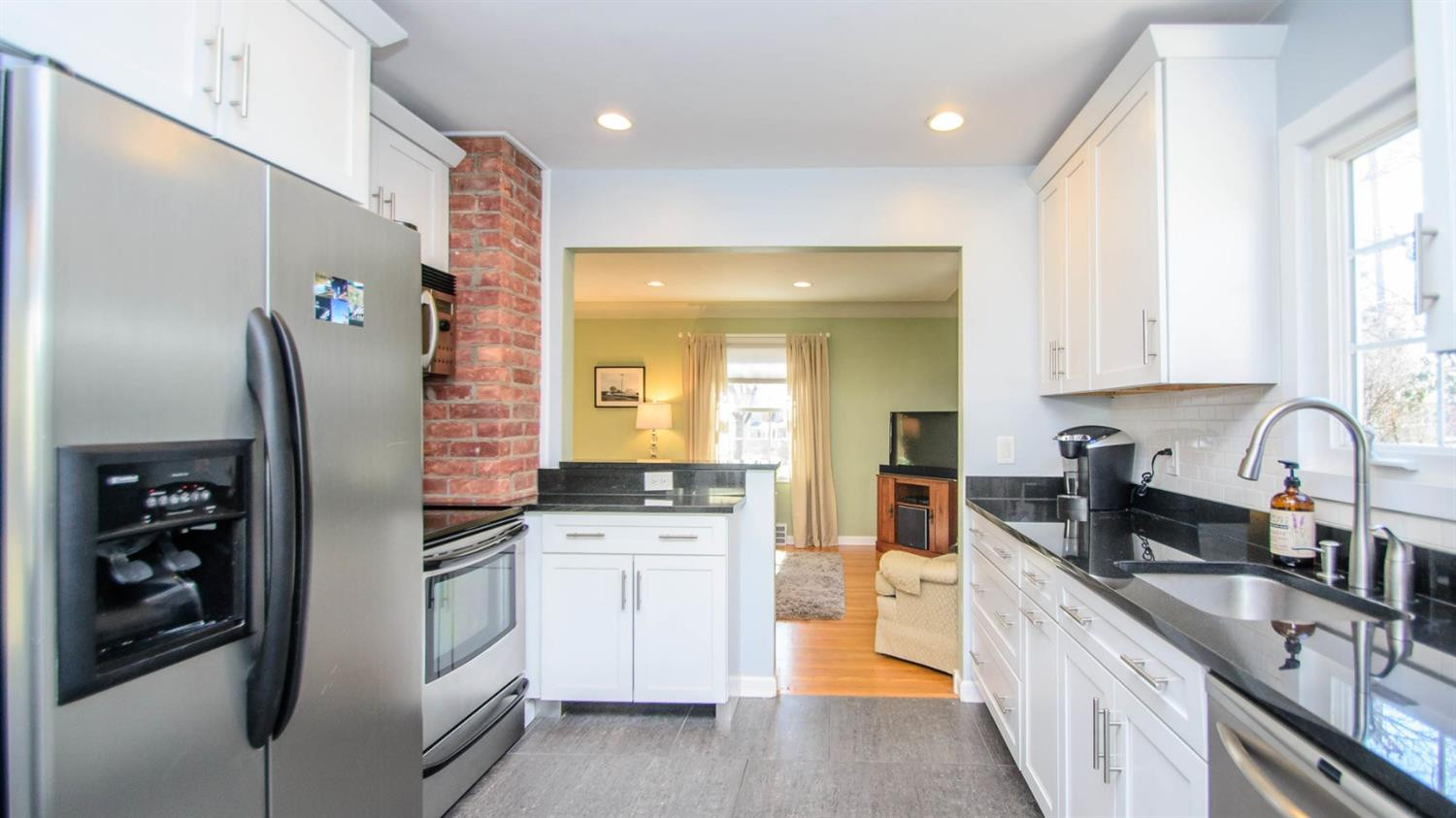1702 Jackson Road Ann Arbor, MI 48103 - Photo 14 of 39 Photo 14
