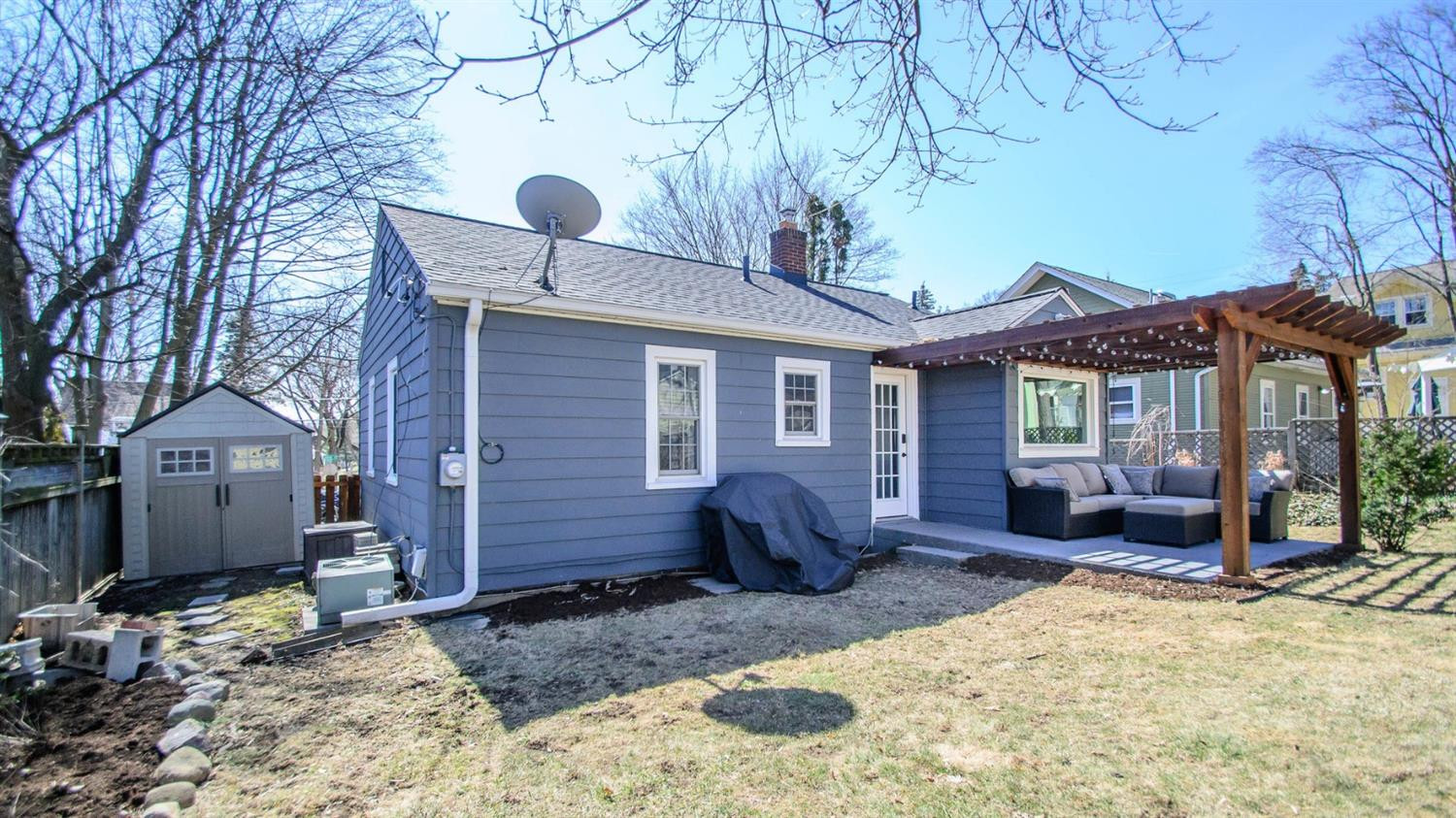 1702 Jackson Road Ann Arbor, MI 48103 - Photo 3 of 39 Photo 3
