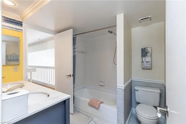 $5,000 | 870 Meadowland Drive, Unit C, Naples, FL 34108