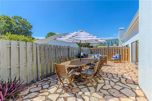 $5,000 | 870 Meadowland Drive, Unit C, Naples, FL 34108