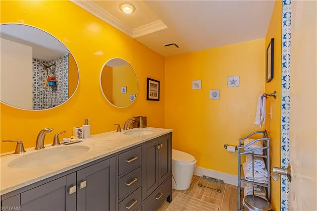 $5,000 | 870 Meadowland Drive, Unit C, Naples, FL 34108