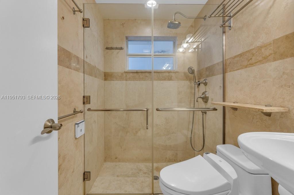 3655 Southwest 17th Street Miami, FL 33145 - Photo 7 of 16 Full Bathroom